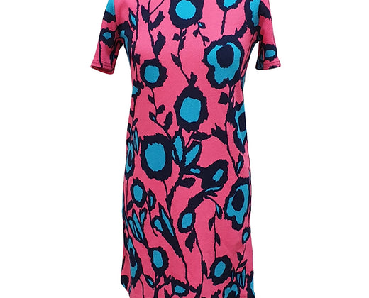 Vestido fucsia con estampado