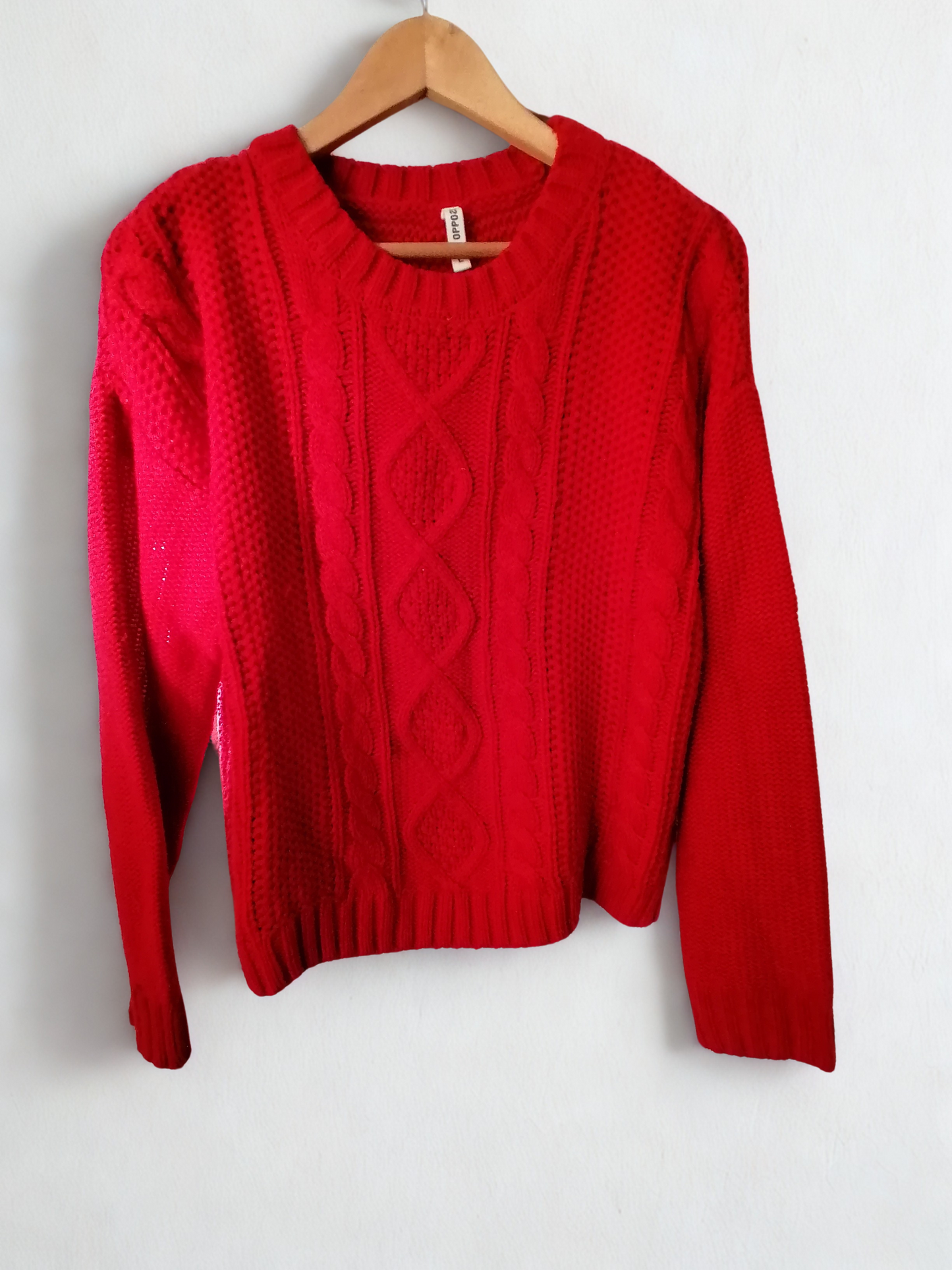 Sweater rojo Opposite