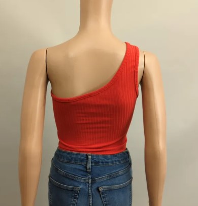 Top rojo una manga