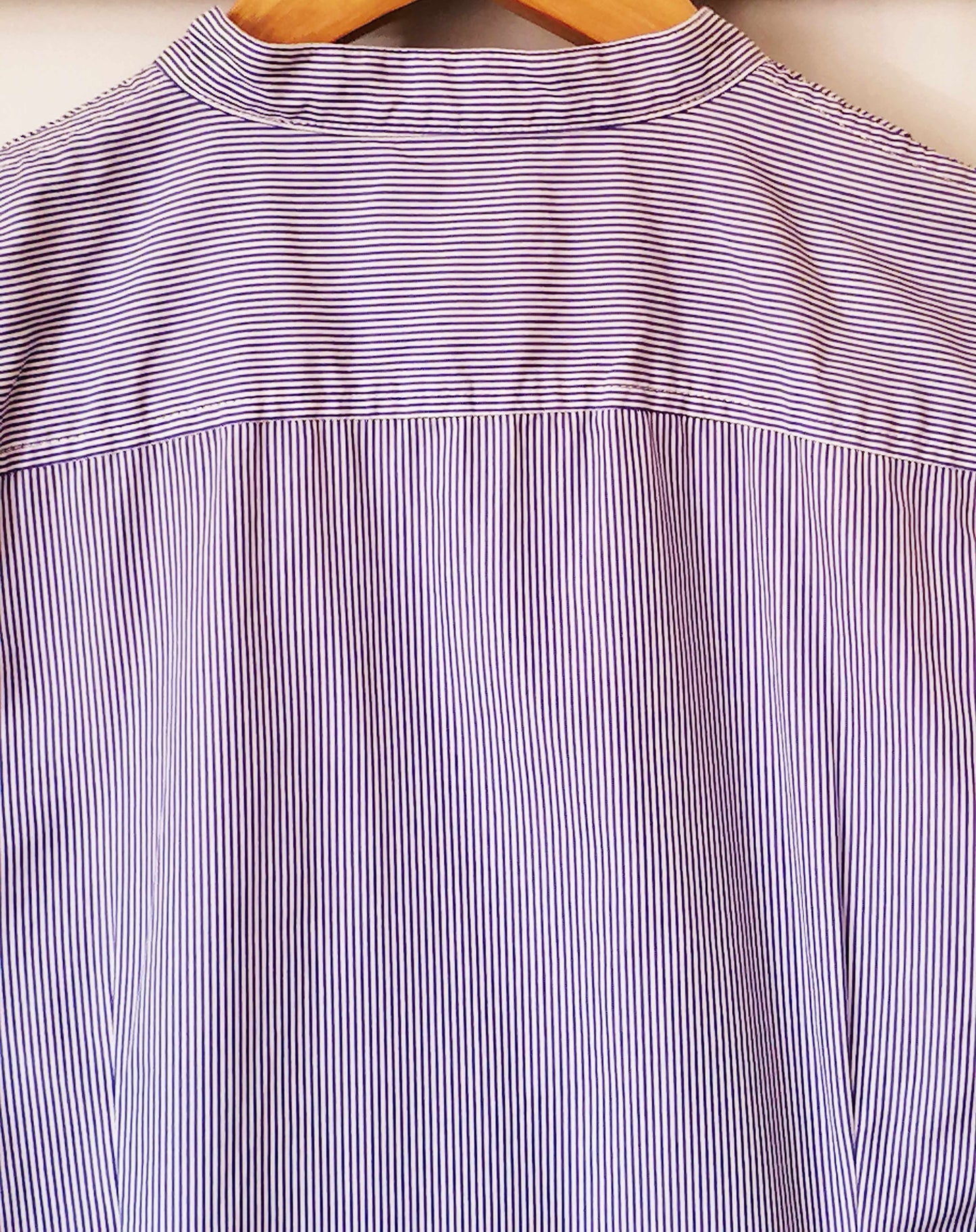 Blusa rayada cuello Mao