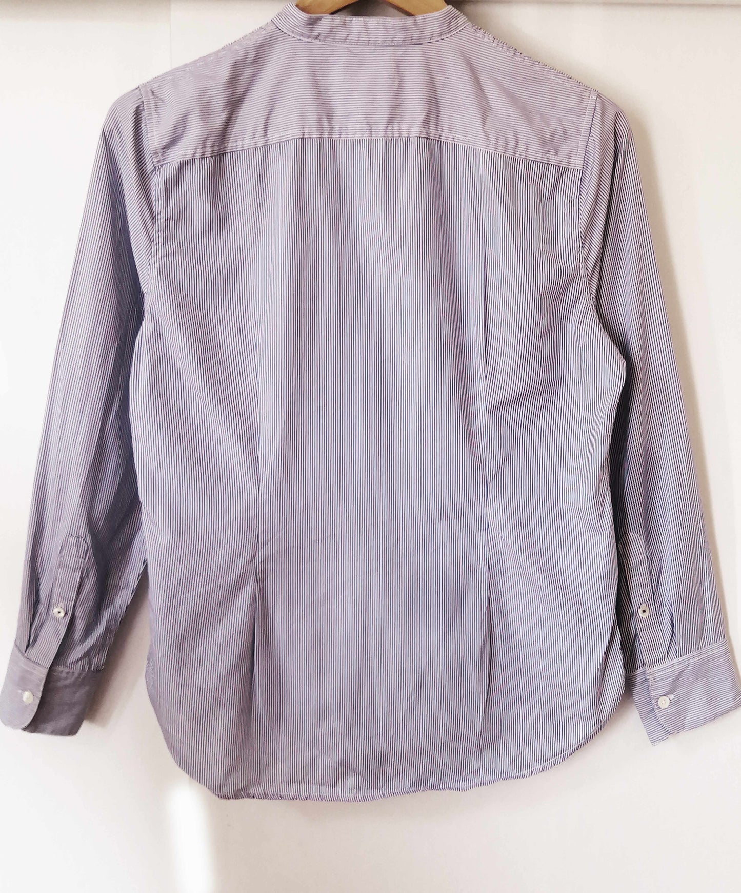 Blusa rayada cuello Mao