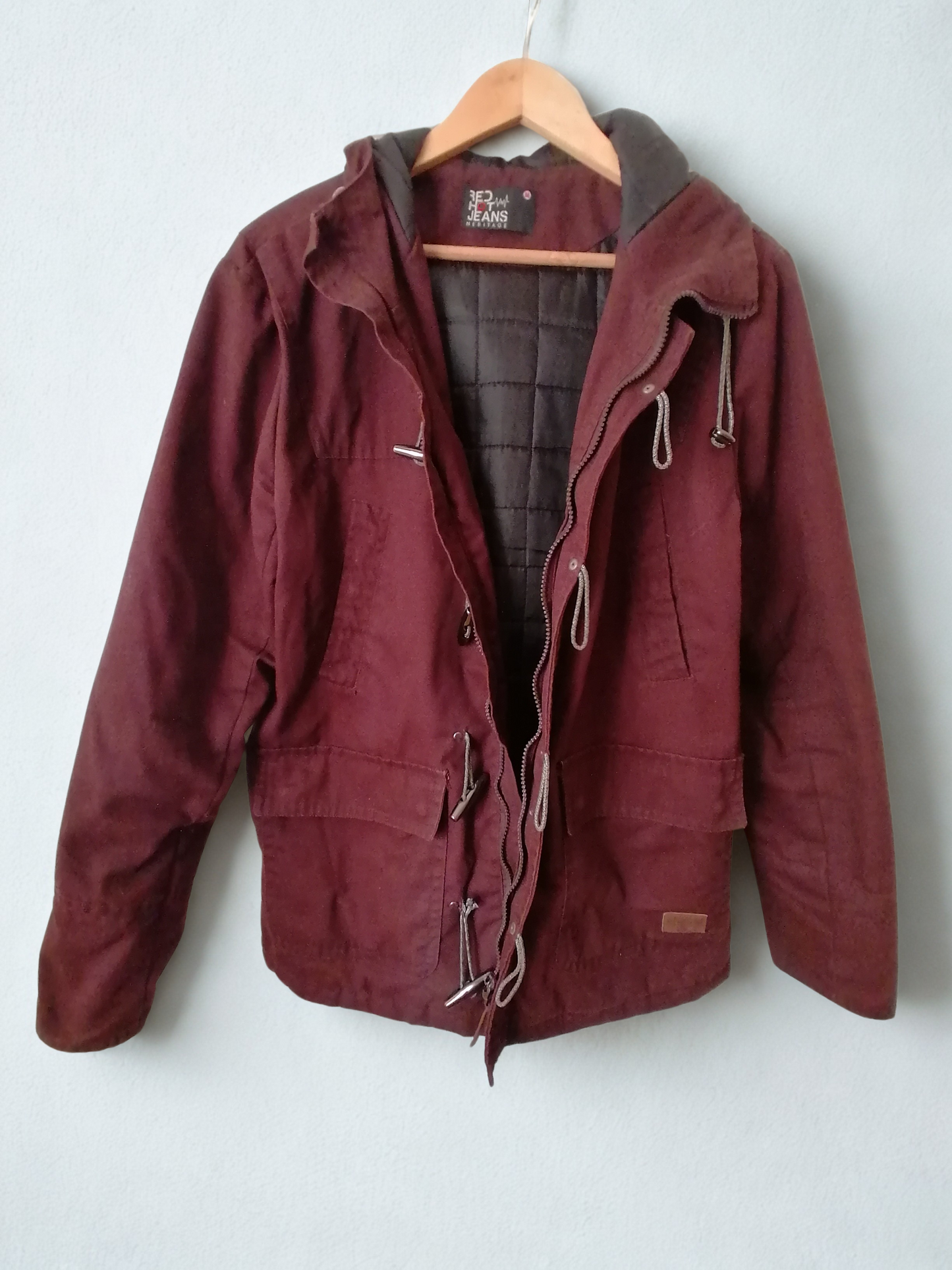 Chaquetón burdeo