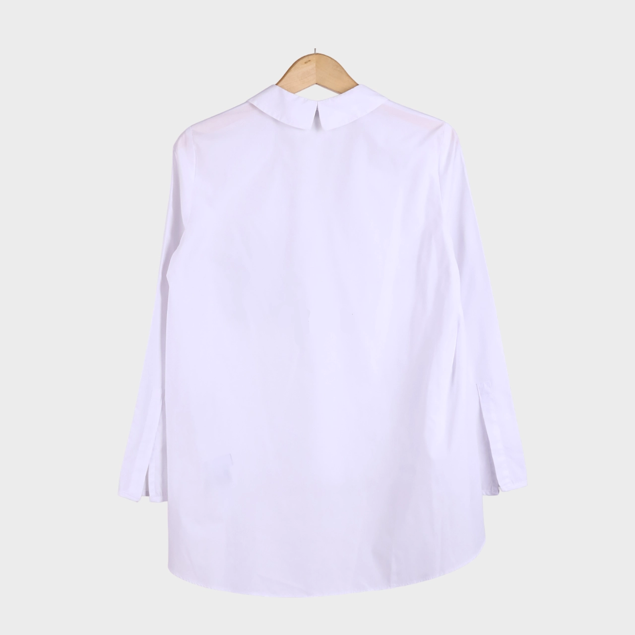 Camisa blanca con detalle print