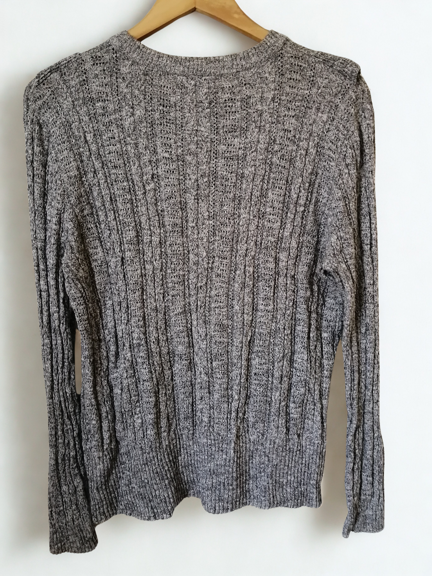 Sweater de hilo Alaniz